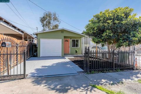 Photo of 3112 Florida Ave, Richmond, CA 94804 (MLS # 41131000)