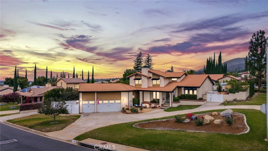 2429 Cliff Road