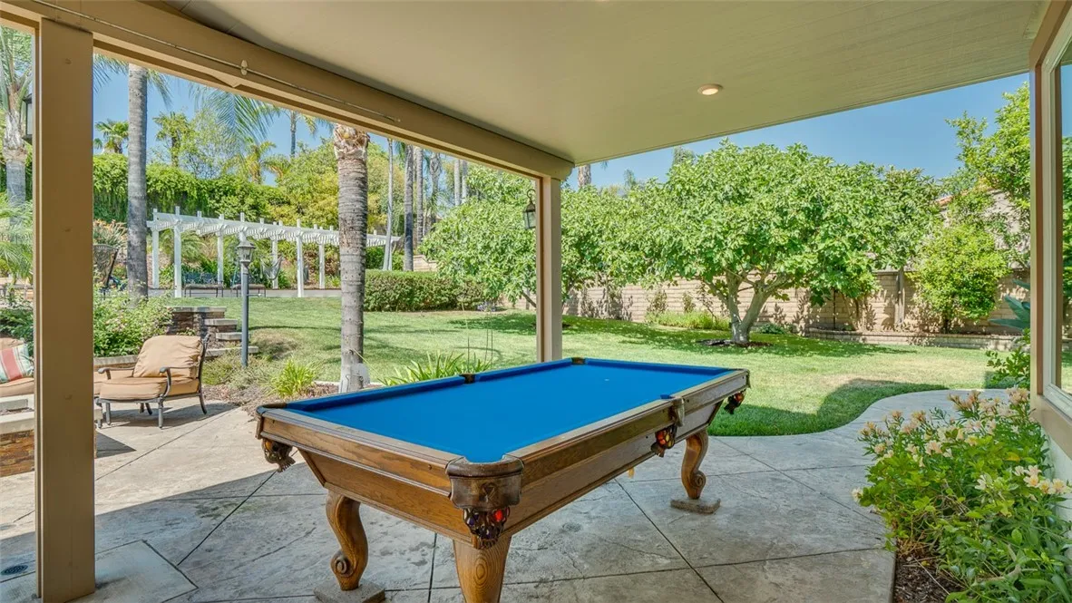 Upland, California 91784, United States, 4 Bedrooms Bedrooms, ,4 BathroomsBathrooms,Residential,Pending,166036