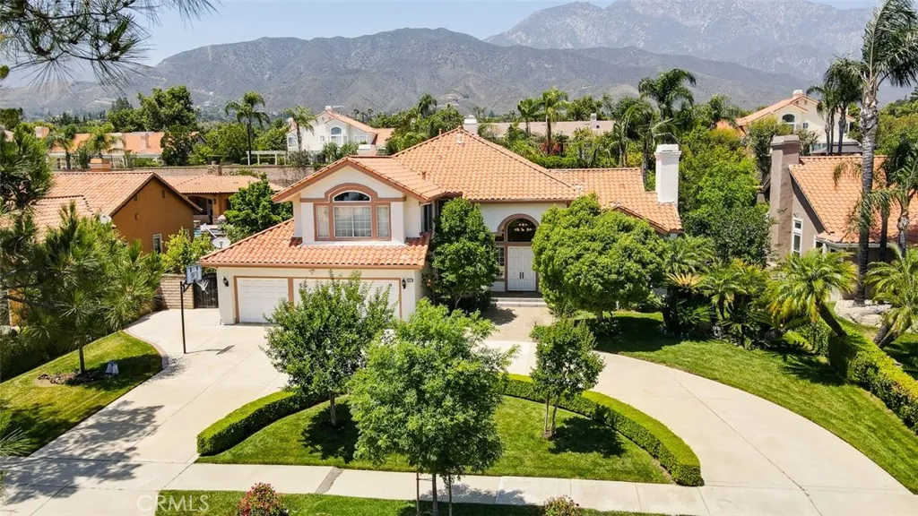 Upland, California 91784, United States, 4 Bedrooms Bedrooms, ,4 BathroomsBathrooms,Residential,Pending,166036