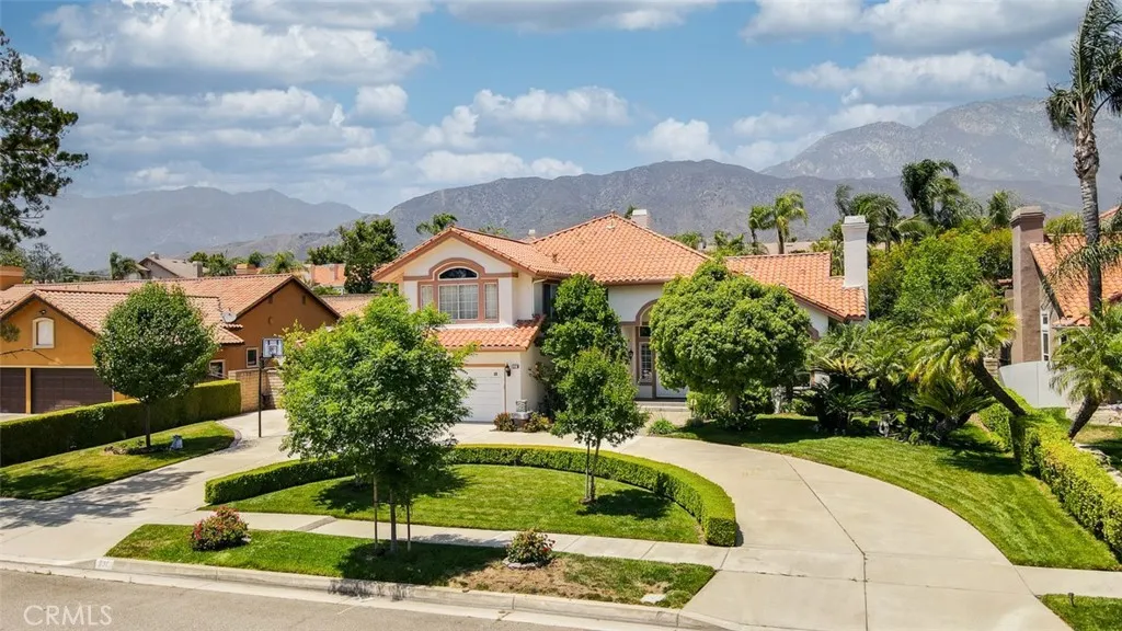 Upland, California 91784, United States, 4 Bedrooms Bedrooms, ,4 BathroomsBathrooms,Residential,Pending,166036