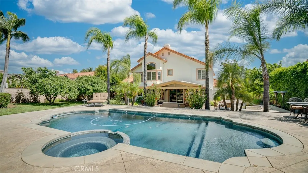 Upland, California 91784, United States, 4 Bedrooms Bedrooms, ,4 BathroomsBathrooms,Residential,Pending,166036