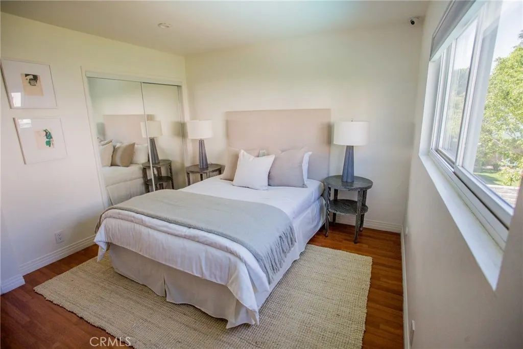 Valley Village, California 91607, United States, 4 Bedrooms Bedrooms, ,3 BathroomsBathrooms,Residential,Active,235950