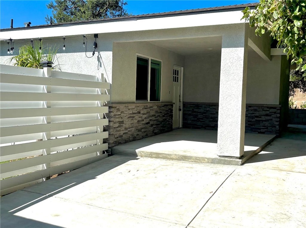 Ideally situated at the end of a cul-de-sac lies this BRAND NEW HOME! You will be the 1st to live in this newly built single story BACK HOUSE. Complete with modern finishes throughout. If you are looking for a property to wow your friends with it's quartz countertops & stainless steel appliances while keeping it budget friendly for a property with such close proximity to the 210 freeway this is the one!