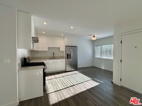 Photo of 1264 9th Street #J, Santa Monica, CA 90404 (MLS # 26647617)