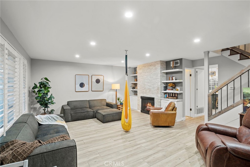 10330 Downey Avenue 34