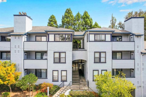 Photo of 945 Fletcher ln LN #A331, Hayward, CA 94544 (MLS # 41145471)