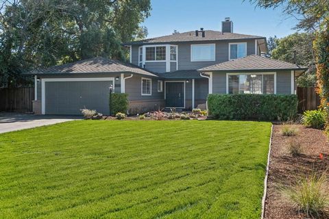 Photo of 140 University Avenue, Los Altos, CA 94022 (MLS # ML82040390)