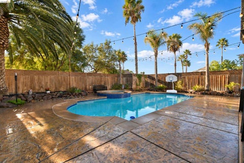 Tiny photo for 2454 Pacific Grove Ct CT, Discovery Bay, CA 94505 (MLS # 41151554)