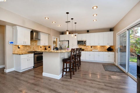 Tiny photo for 2454 Pacific Grove Ct CT, Discovery Bay, CA 94505 (MLS # 41151554)