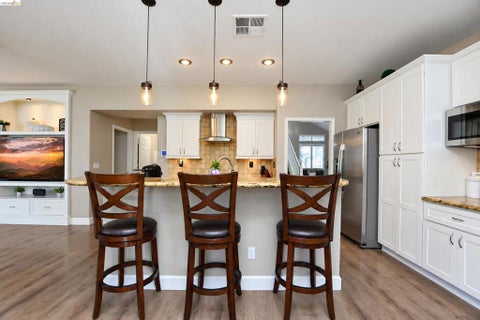 Tiny photo for 2454 Pacific Grove Ct CT, Discovery Bay, CA 94505 (MLS # 41151554)