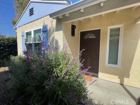 Photo of Burbank, CA 91505 (MLS # BB26092051)