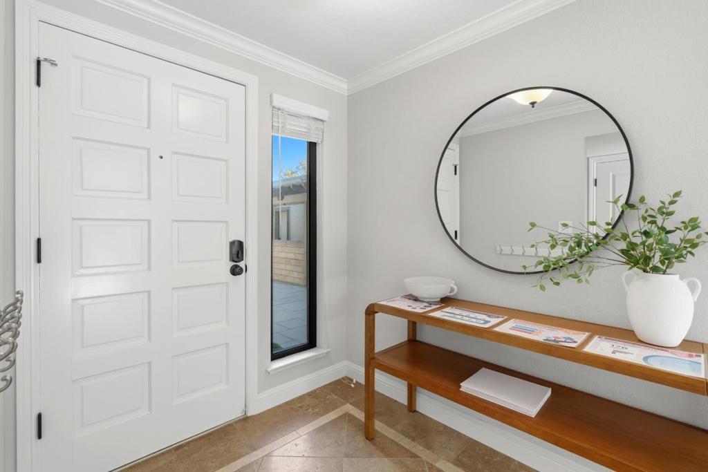1685 Sandyrock Court