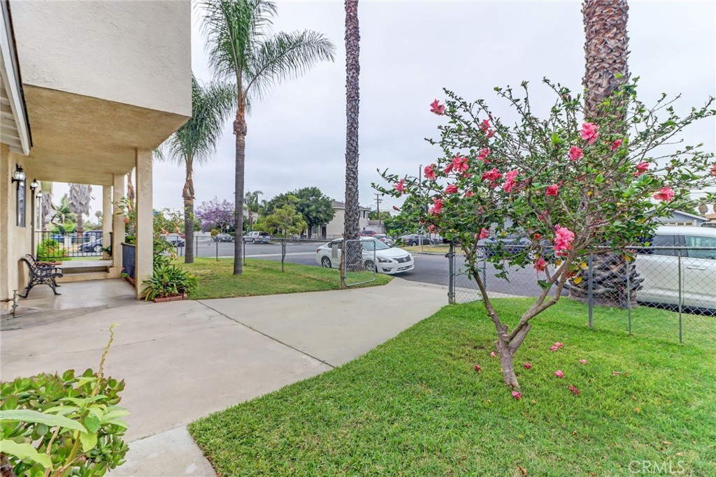 8200 Priscilla Street