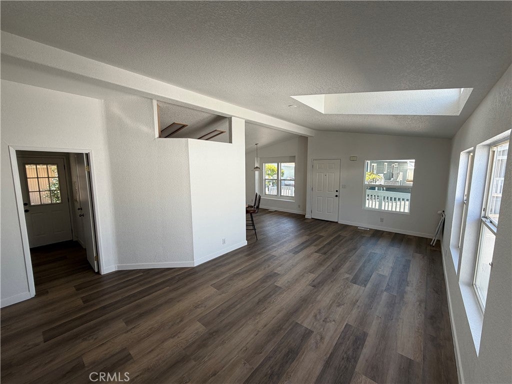 10900 Sepulveda 23