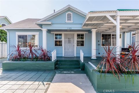 Photo of 1125 N Heliotrope Drive, Los Angeles, CA 90029 (MLS # TR26114587)