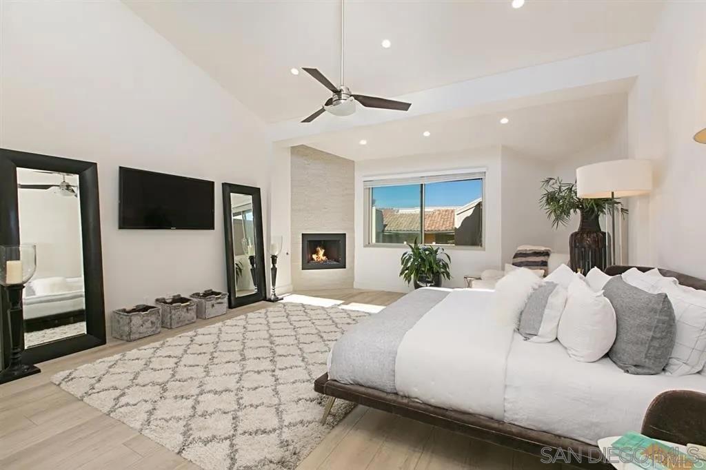 135 S S Sierra Ave 23