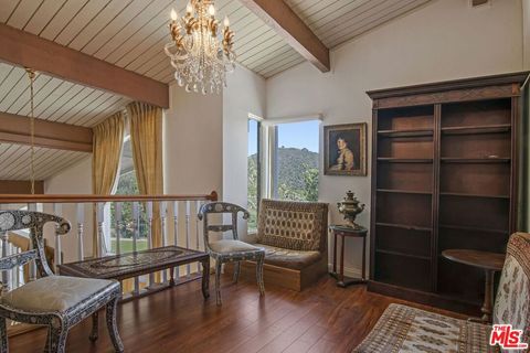 Tiny photo for 2546 Cordelia Road, Los Angeles, CA 90049 (MLS # 26652441)