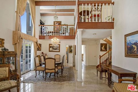 Tiny photo for 2546 Cordelia Road, Los Angeles, CA 90049 (MLS # 26652441)