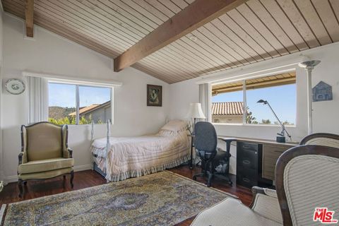 Tiny photo for 2546 Cordelia Road, Los Angeles, CA 90049 (MLS # 26652441)