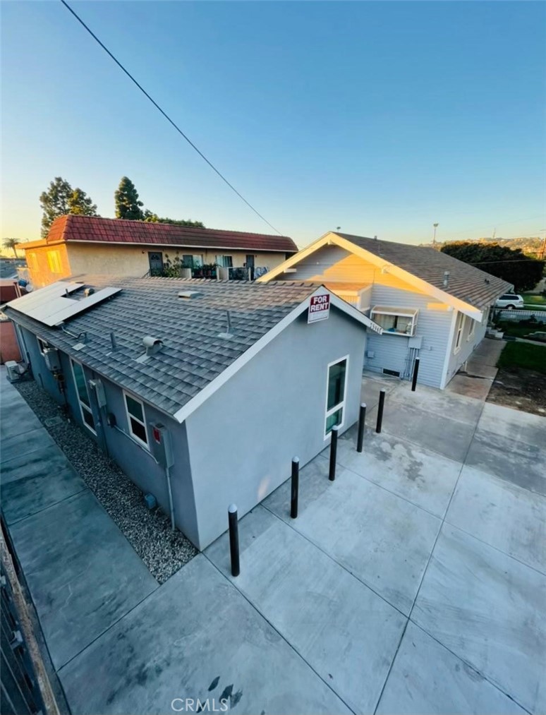 Circle (CA) - Residential Lease
