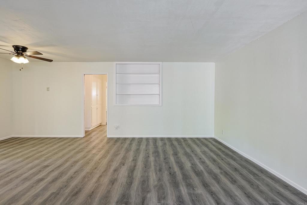 Properties 2 4800 Williamsburg Ln 137