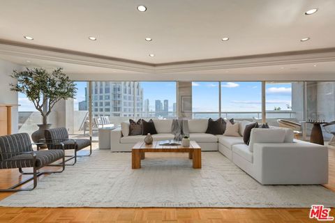 Photo of 875 Comstock Avenue #PH-A, Los Angeles, CA 90024 (MLS # 25609893)