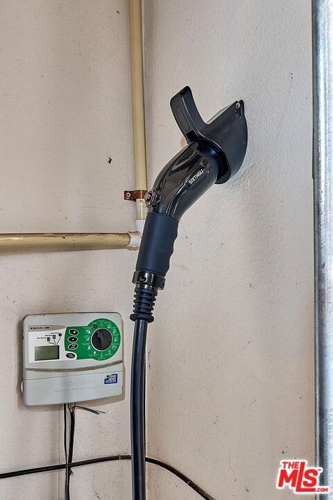 Tiny photo for 409 Spring Park Road, Camarillo, CA 93012 (MLS # 26651647)