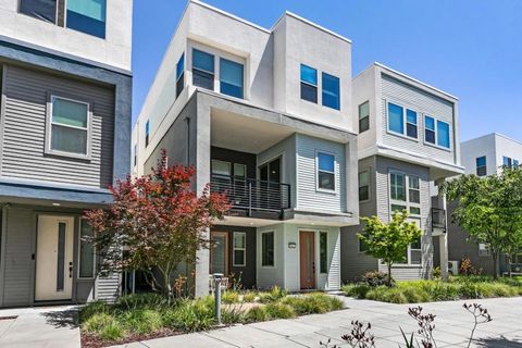 Photo of 5852 Virtual Lane, San Jose, CA 95119 (MLS # ML82045547)