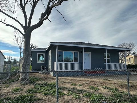 Photo of 531 N Hargrave St, Banning, CA 92220 (MLS # IV26017872)