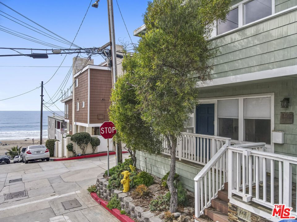 115 44th Street