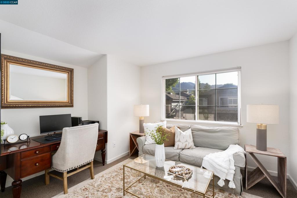 STONEYBROOK - Residential