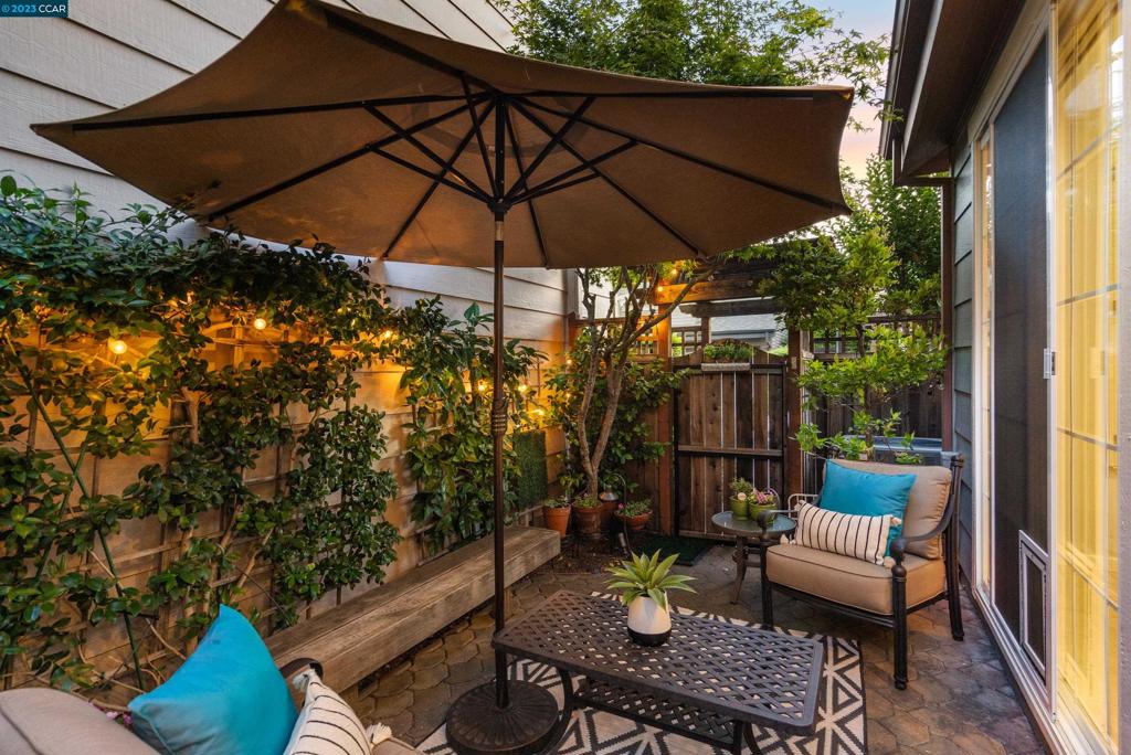 STONEYBROOK - Residential