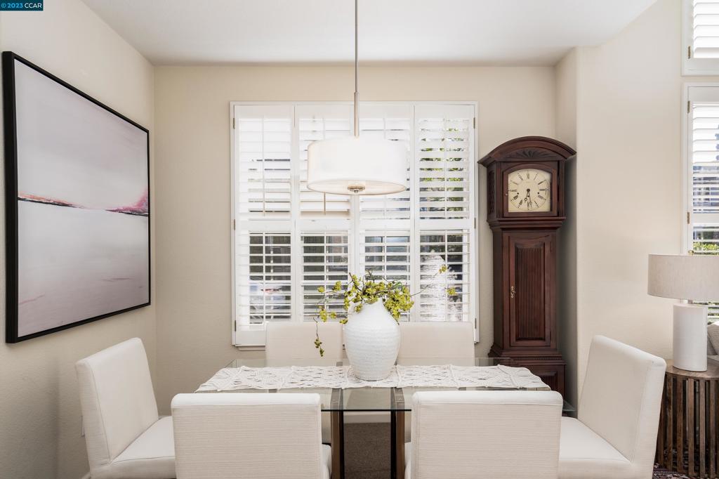 STONEYBROOK - Residential