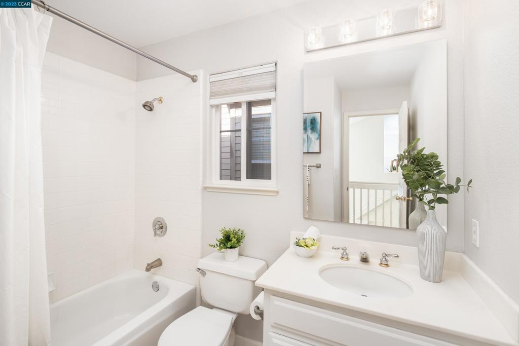 STONEYBROOK - Residential