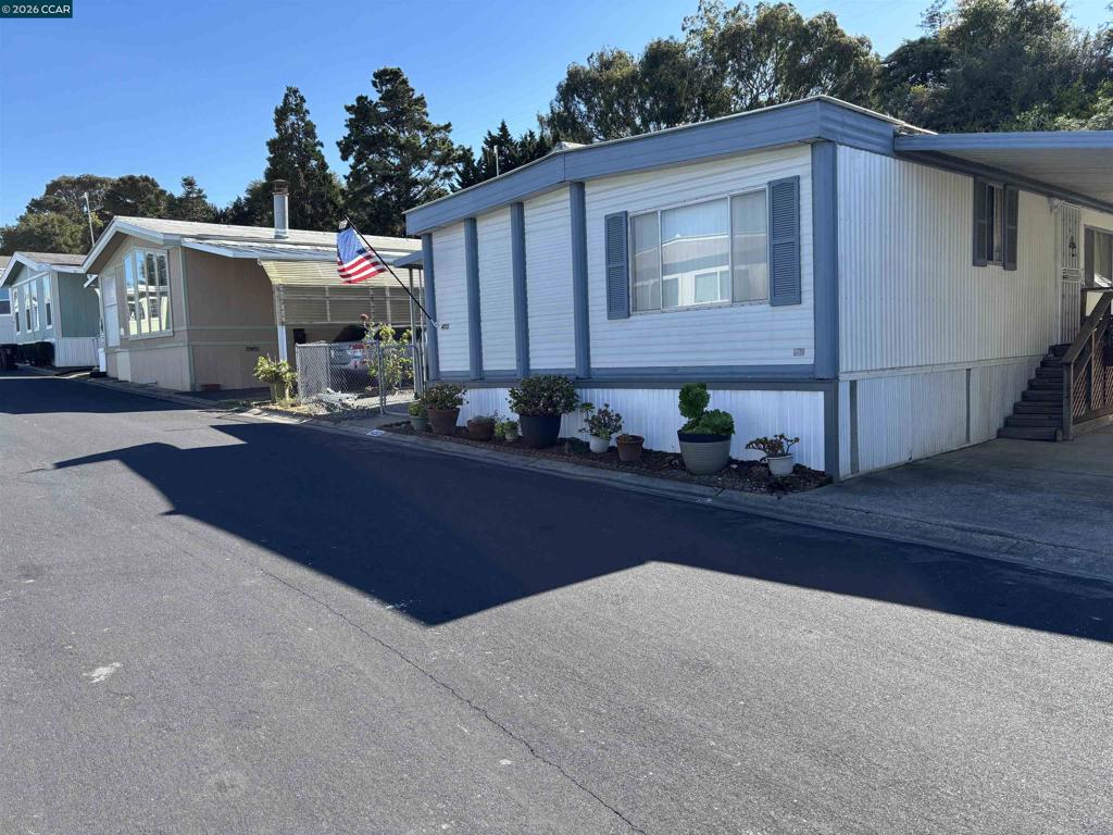 16401 San Pablo Ave