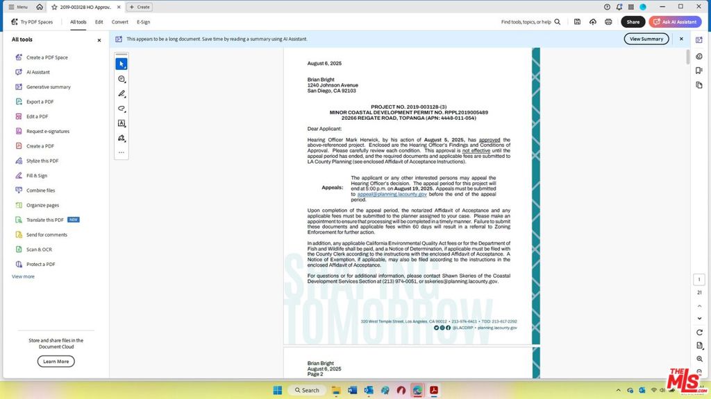 Main image without alt text