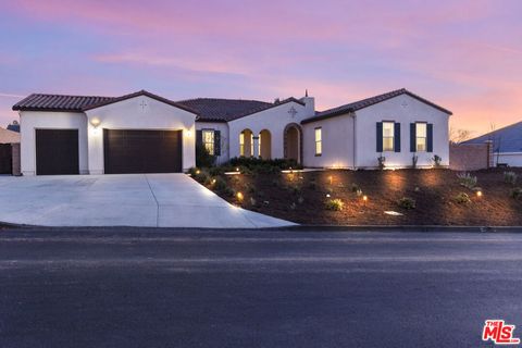 Photo of 16373 Bay Brook Avenue, Riverside, CA 92504 (MLS # 26653051)