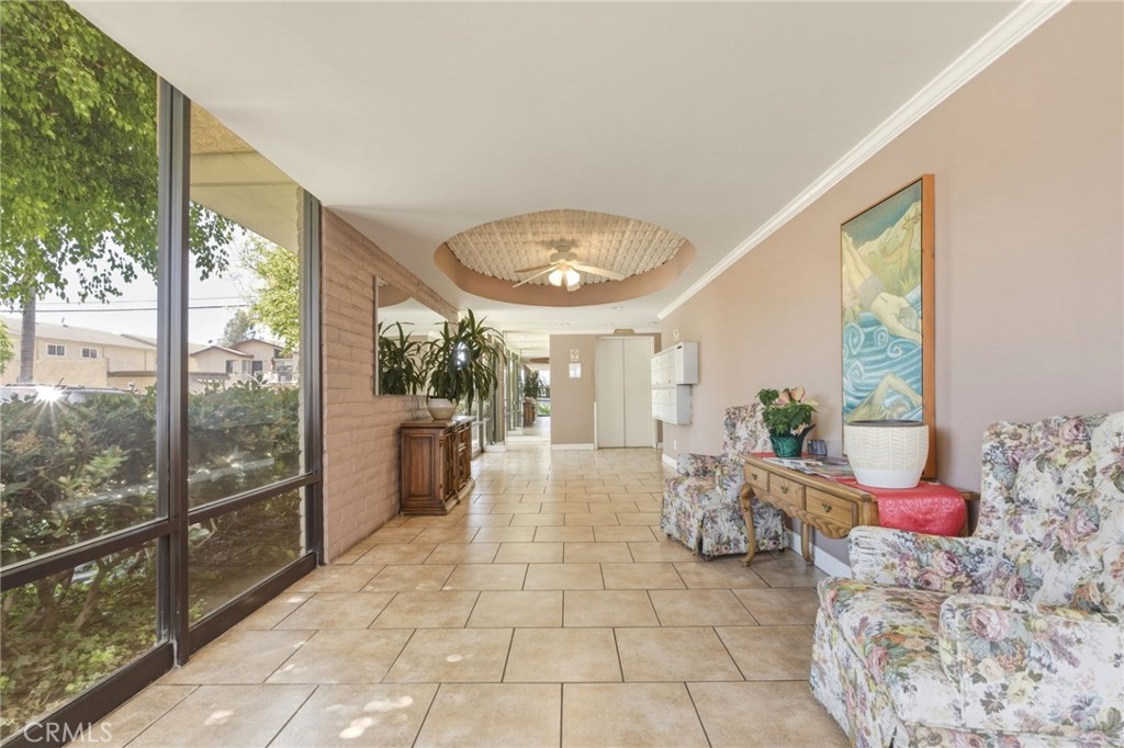 605 Redondo 304