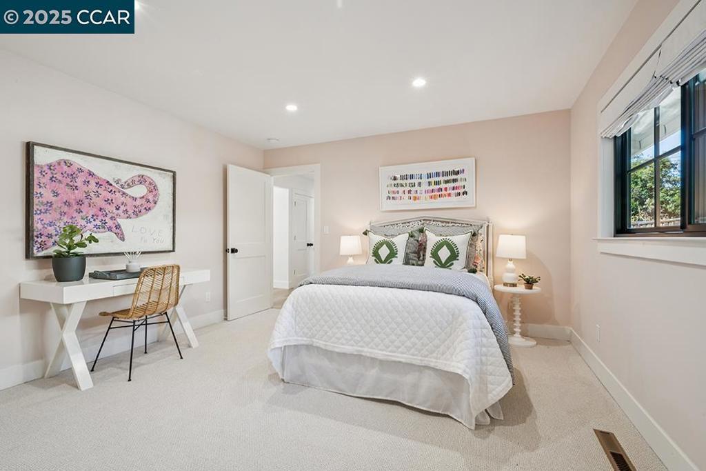 TRAILS AREA - Residential