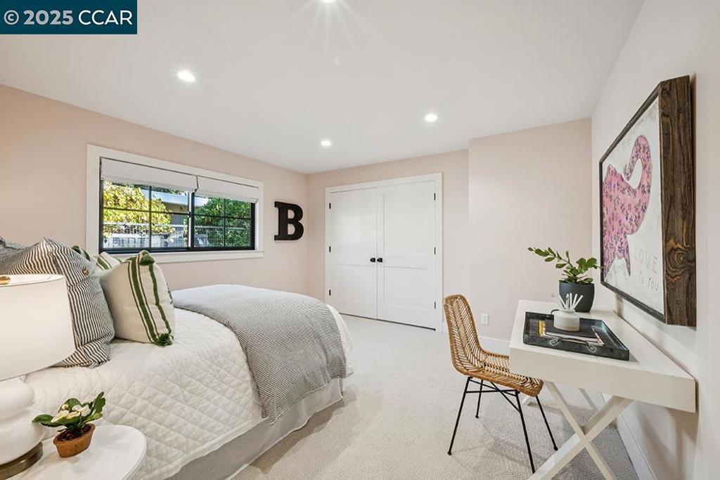 TRAILS AREA - Residential