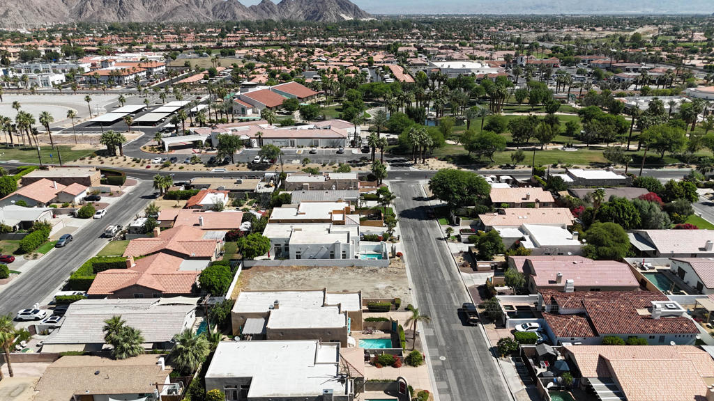 Desert Club Estates - Land