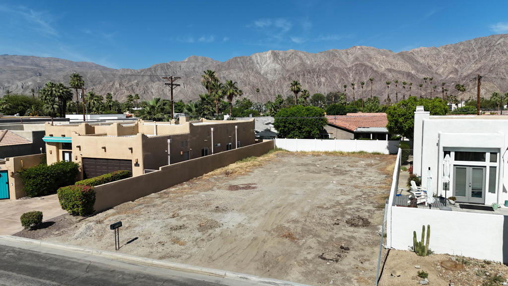 Lot 5 Calle Hueneme