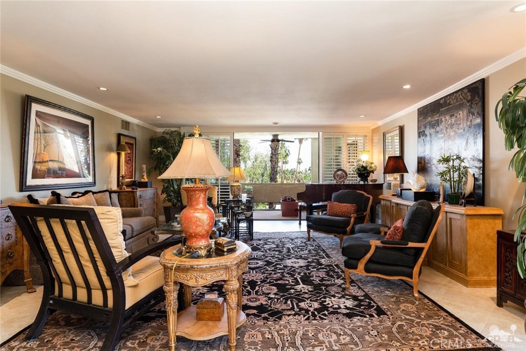 Diplomat - Residential