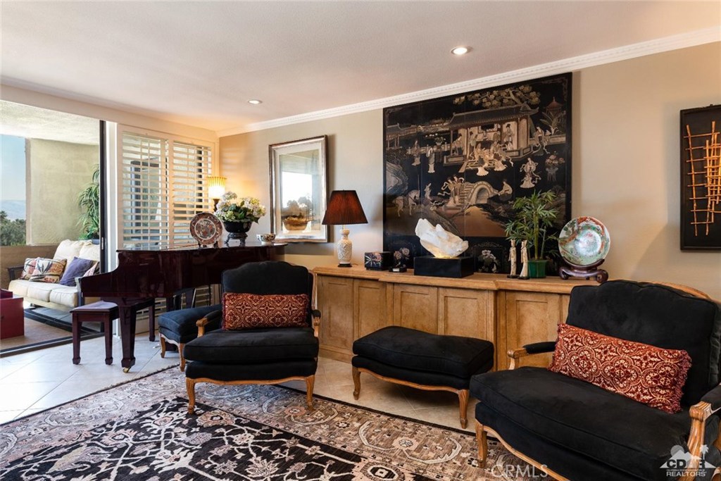 Diplomat - Residential