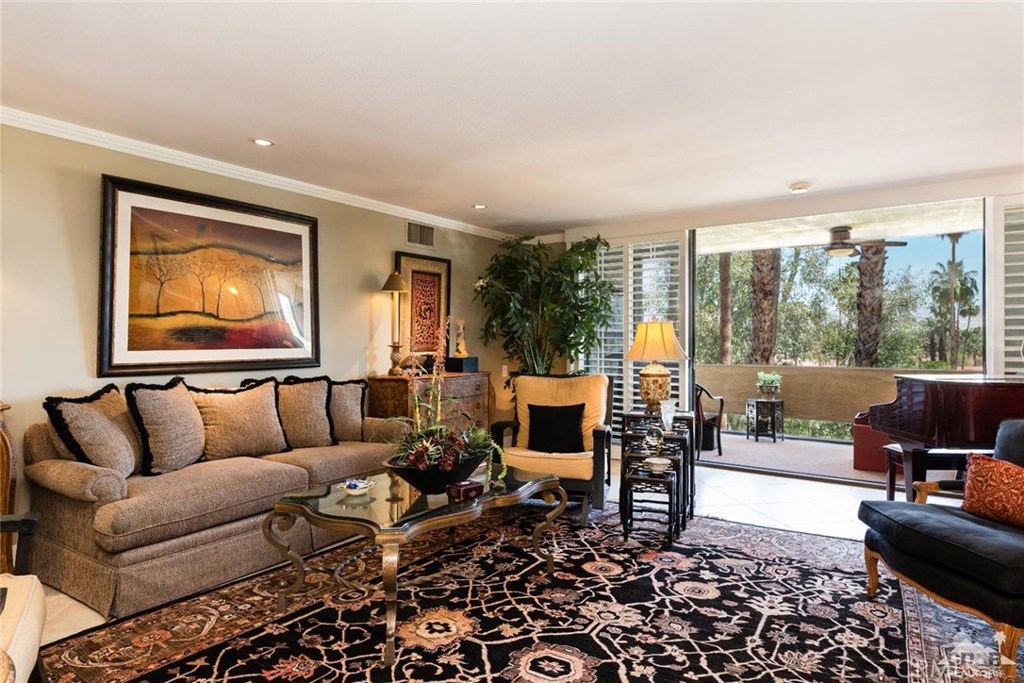 Diplomat - Residential