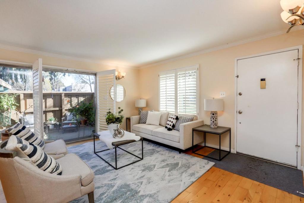 4405 Norwalk Drive 1