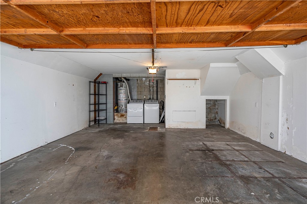1221 N Sycamore 5