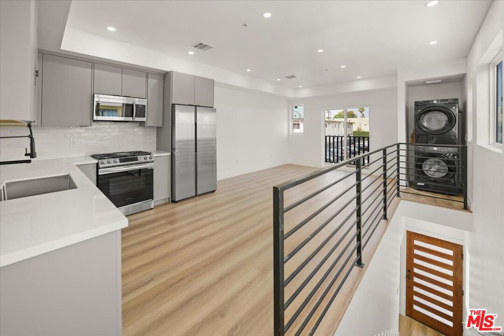 ** 1 MONTH FREE PROMOTION - SEE FULL DESCRIPTION BELOW ** PET FRIENDLY ** WASHER/DRYER ** CENTRAL A/C ** MODERN CONSTRUCTION ** 2 ASSIGNED PARKING SPACES ** BALCONIES ** Now leasing at 910 N Hudson Ave, Los Angeles, CA 90038 experience elevated living in this brand-new, modern residence tucked away in the heart of Hollywood's coveted Media District. This gated boutique property offers a perfect blend of style, comfort, and convenience. Step inside your beautifully designed unit featuring an in-unit washer and dryer, central AC, stainless steel appliances, quartz countertops, and private balconies that let in tons of natural light. Each unit comes with assigned parking and access to a secure, gated entry for added privacy. Located just minutes from iconic spots like Paramount Studios, Netflix HQ, and Sunset Gower Studios, you're in the middle of it all yet nestled on a quiet, tree-lined street. Enjoy weekend strolls through Larchmont Village, dine at trendy cafes on Melrose, or shop at local farmers' markets. You're also close to Runyon Canyon, Hollywood Forever, and quick freeway access to the rest of LA. Whether you're a creative professional or just looking for stylish, connected city living, this location offers the best of both worlds. Pet-friendly, brand new, and move-in ready. Schedule a tour today! ** 1 MONTH FREE ON A 13 MONTH LEASE PROMOTION - PRICE SHOWN WITH AVAILABLE 13 MONTH SPREAD - BASE RENT $4,500 **