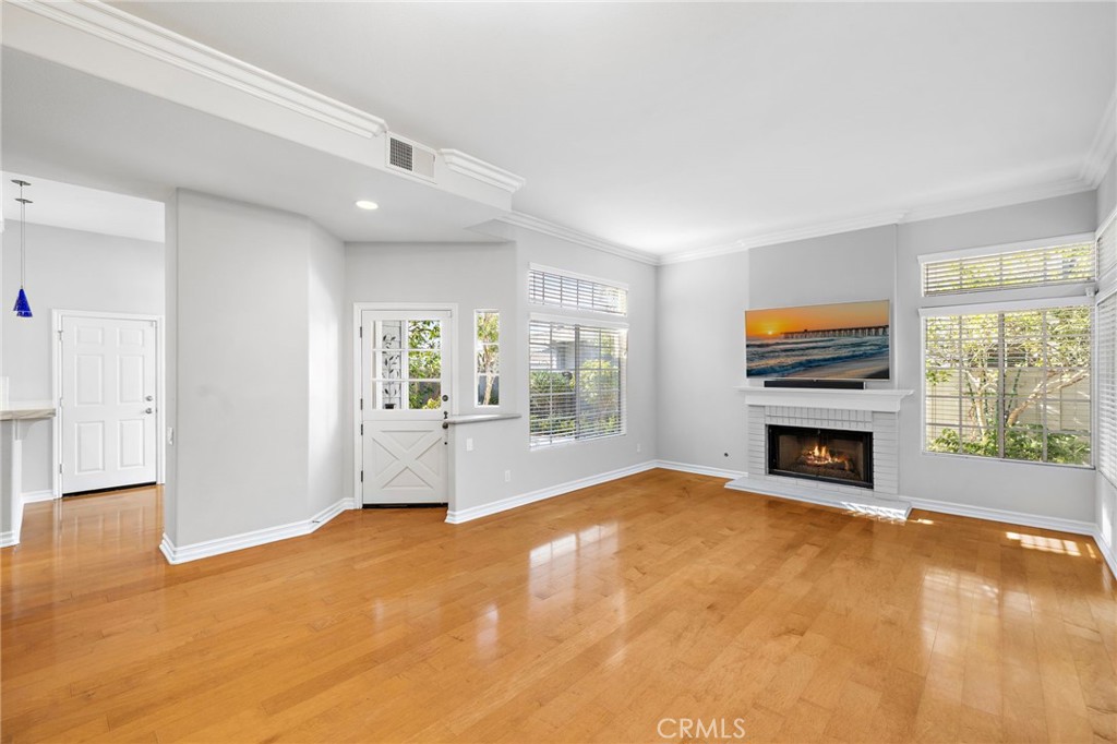 3610 Daffodil Avenue